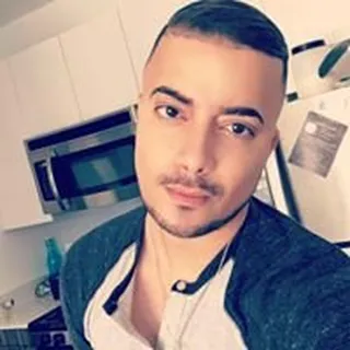 Gil C.