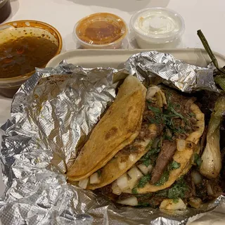 birria taco
