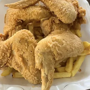 4 wings and fries