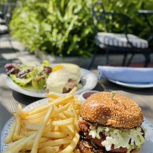 DineLA 2033 lunch: Crispy Chicken Sandwich ($15) - so good!