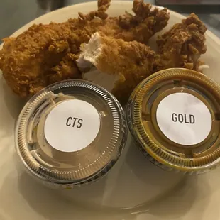 Chicken tenders with tender sauce and gold sauce (+$1)