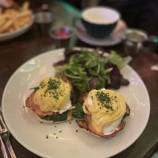 Eggs Benedict