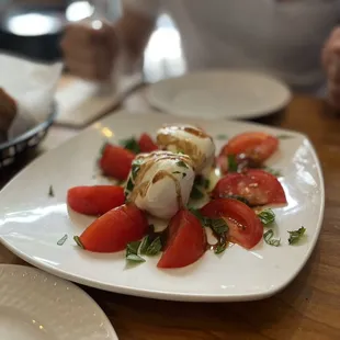 Caprese burrata