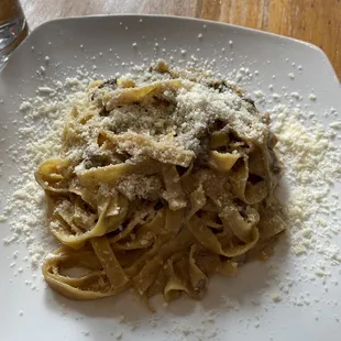 Fettuccine with porcini mushrooms