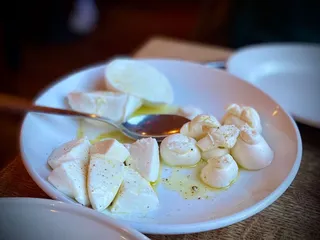 Frankies 457 Spuntino