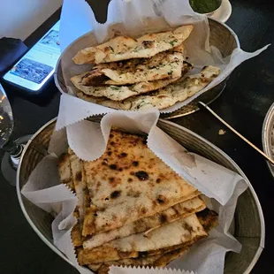 Keema Naan &amp; garlic naan