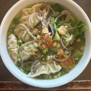 Pork Dumplings Soup