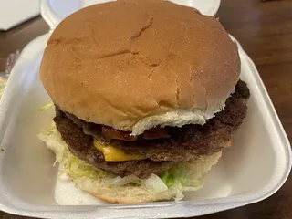 Mama's Seafood & Grill