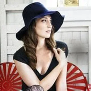 Sara M.