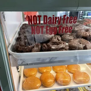 food, dough desserts, donuts