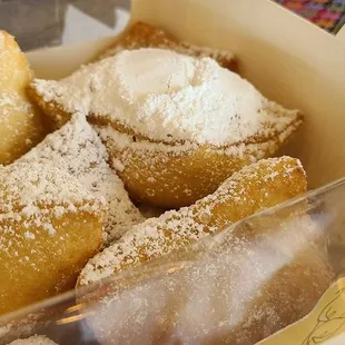 Beignet puff pastries