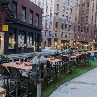 pandemic patio at Lily&apos;s Pizza &amp; Bar, and Patio 11/2022