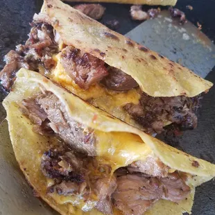 Carnitas grilled tacos