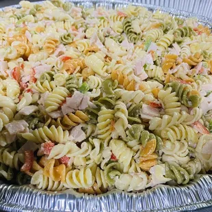 Rotini mix with vegetables