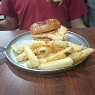 Grilled chicken sandwich