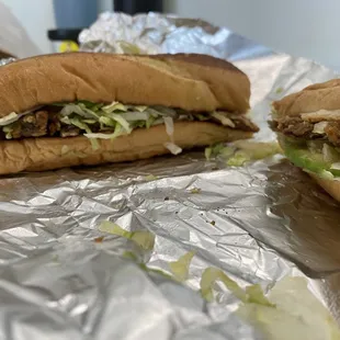 I kid you not, a foot-long torta! This one is the Milanesa well served!