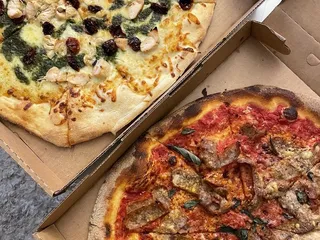 Florina Pizzeria & Paninoteca