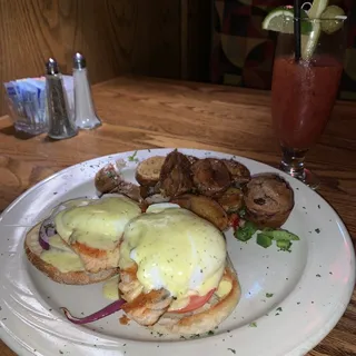 Grilled Salmon Benedict