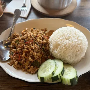 Pad ka pow with chicken