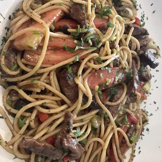 Tallarin Saltado