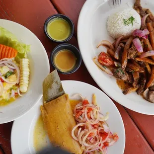 Tamal, ceviche and lomo