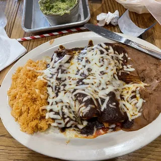 Mole Enchilada