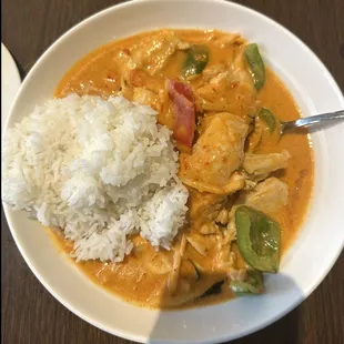 Thai Spicy Red Curry w/ Chicken