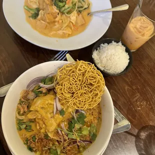 Khao Soi and Red Tofu Curry with a Thai tea