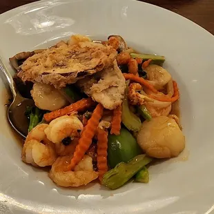 Thai Trio with Scallops, Crawfish &amp; Shrimp
