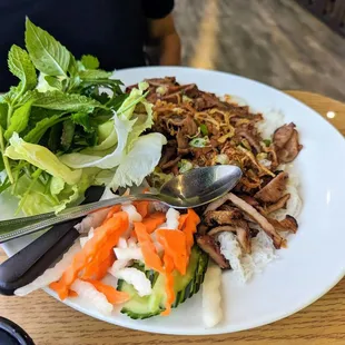 Pork and vermicelli patties