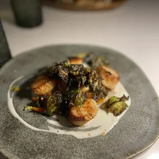 SEARED SCALLOPS honeycrisp apple, house peppers, brussels, butternut squash, trout roe cream Delicious, the peppers made it so interesting
