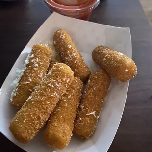 Fried mozzarella (actual)