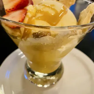 Alfajor Sundae