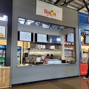 the interior of a fast food restaurant
