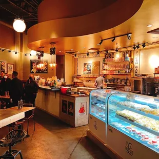 sushi and sashimi, interior