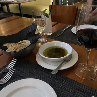 Bread served w/ Olives and Olive Oil