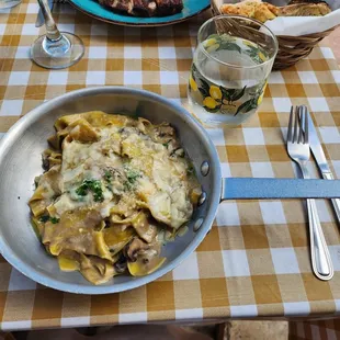 Pappardelle Funghi E Tartufo