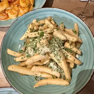 TRUFFLE PARMIGIANO FRIES