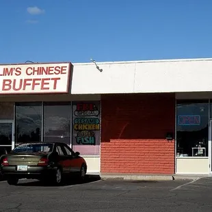 Lim&apos;s Chinese Buffet, on Cave Creek Rd. corner Greenway