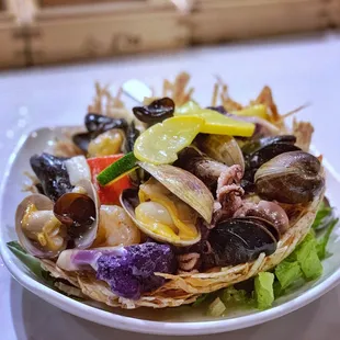 Seafood Delight with Birds Nest
