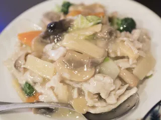 House of Three Gorges