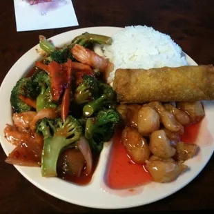 Broccoli shrimp w/garlic sauce &amp; ss chicken