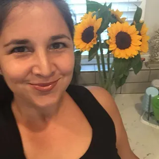 Arianna Y.