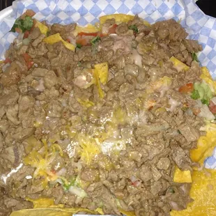 Steak nachos