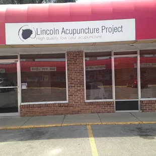 Lincoln's very own community acupuncture clinic here at The Swing In Plaza