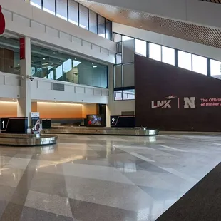 Walking in front door entrance looking to the right