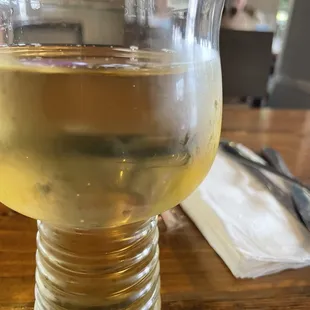 oysters and mussels, drink