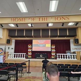 Lincoln cafeteria on block L night