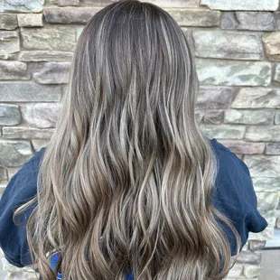 Hair by Stephanie! Visit her instagram @stephanie.willo