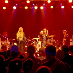 Delta Rae from first tier at Lincoln Theater